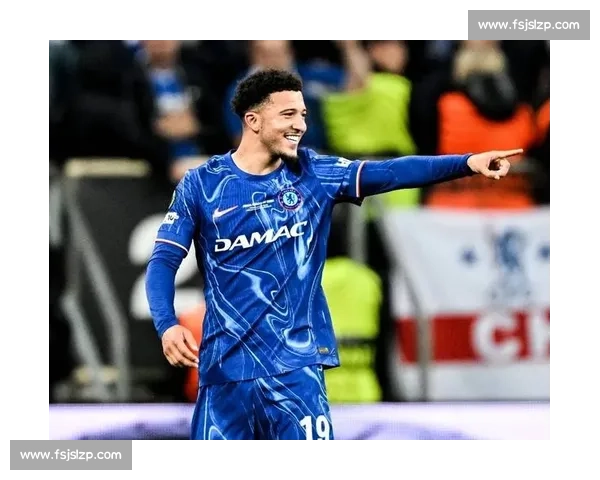 曼联急售桑乔!那不勒斯、米兰、维拉加入争夺,高薪成最大障碍 曼联急售桑乔!那不勒斯、米兰、维拉加入争夺,高薪成最大障碍