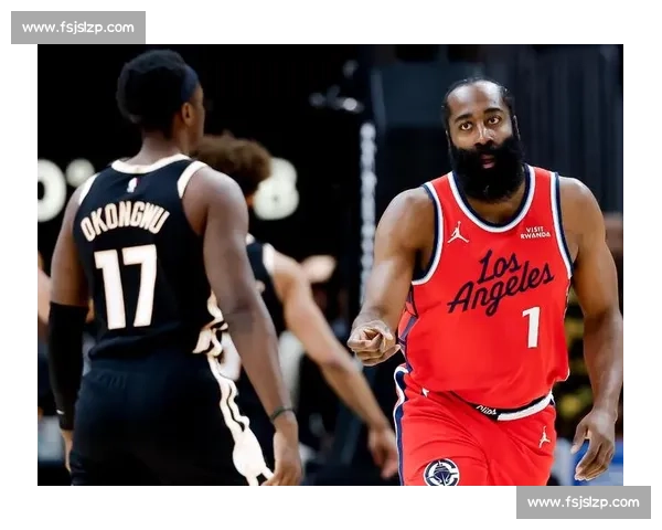 哈登续约释放千万空间,快船瞄准保罗重返洛杉矶 哈登续约释放千万空间,快船瞄准保罗重返洛杉矶